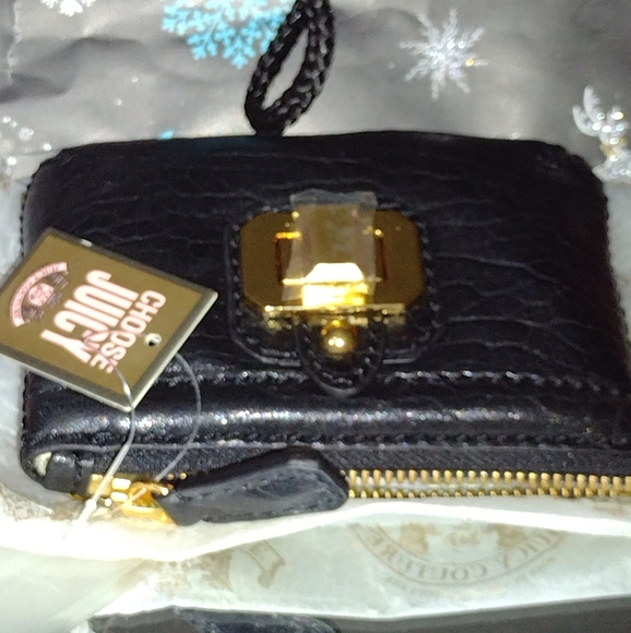 Juicy Couture Black Butter Leather LG  Wallet Clutch Gold HW NWT - Picture 12 of 13